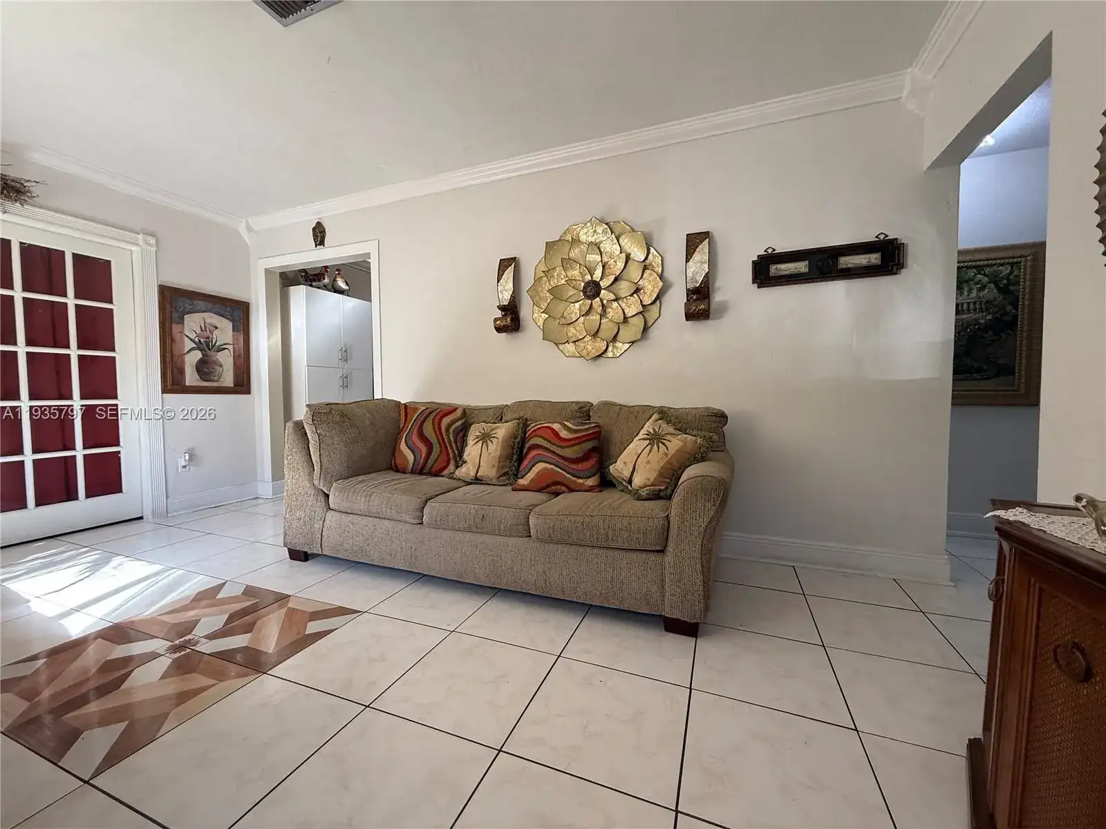 79 NW 143rd St, Miami FL 33168 photo 2
