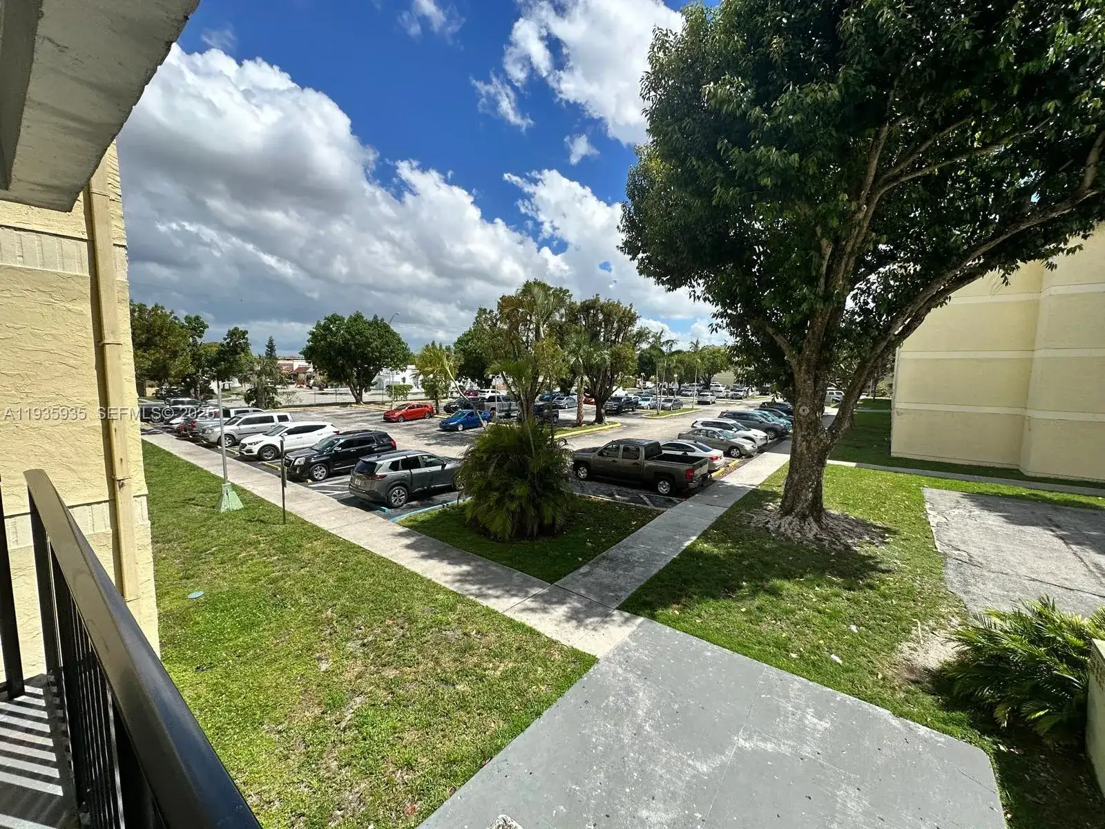 1875 W 56th St # 301, Hialeah FL 33012 photo 3