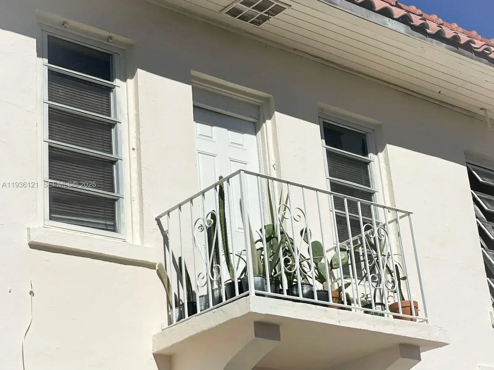 711 NW 1st St # 3, Miami FL 33128 photo 2