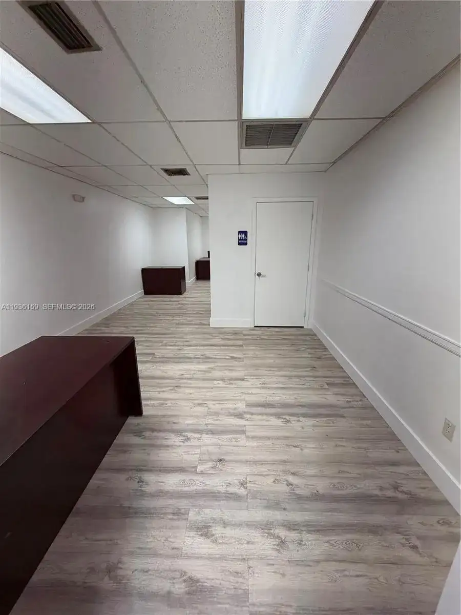 3939 NW 7th St # 206, Miami FL 33126 photo 2