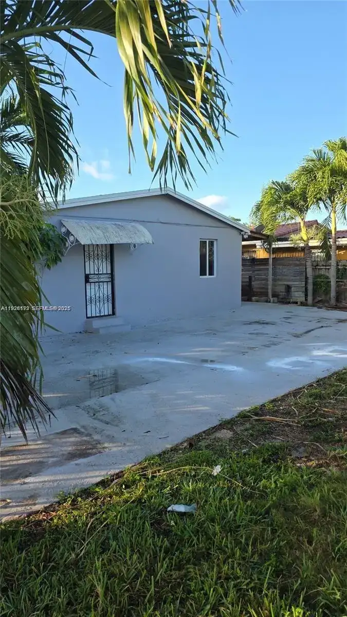 3300 NW 23rd Ave # 1A, Miami FL 33142 photo 2