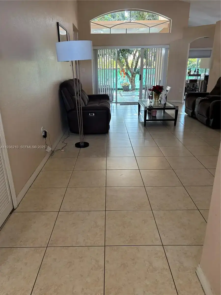 16274 SW 71st Ter, Miami FL 33193 photo 2
