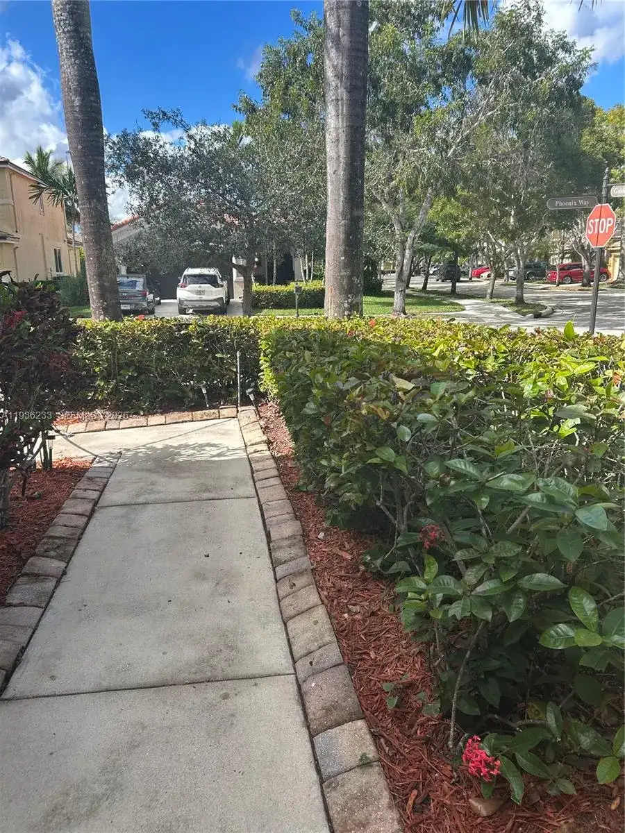 948 NW Phoenix Way, Weston FL 33327 photo 2
