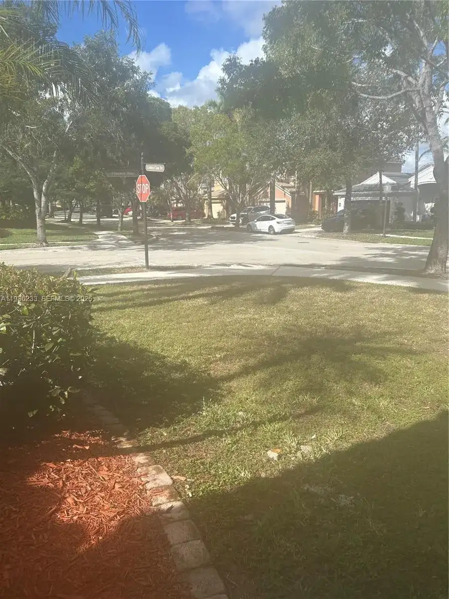 948 NW Phoenix Way, Weston FL 33327 photo 5