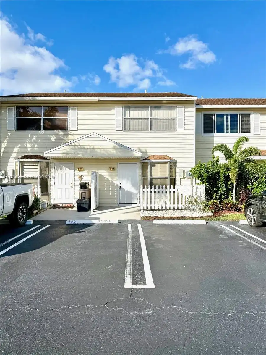 2699 NE 15th St # 2699, Pompano Beach FL 33062 photo 2