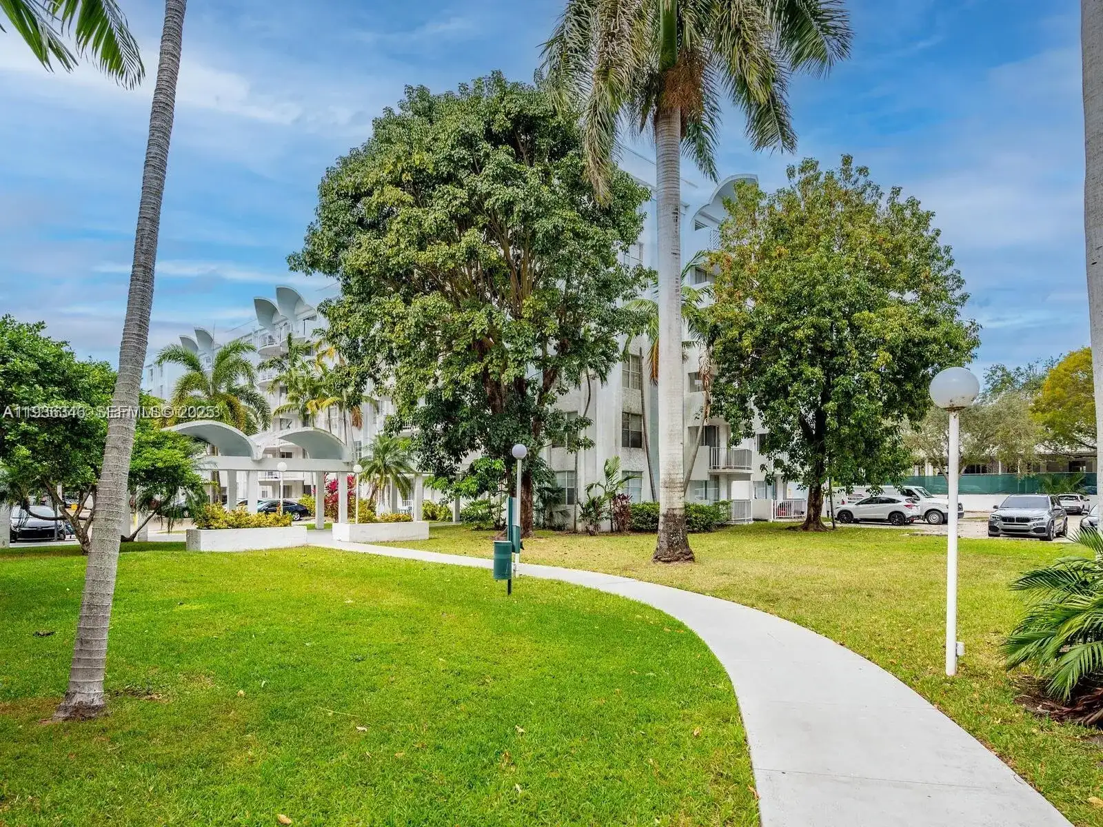 496 NW 165th St Rd # 412, Miami FL 33169 photo 4