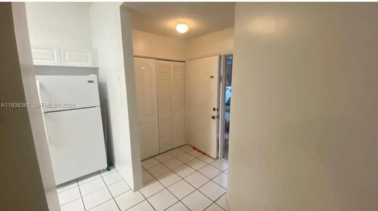21240 NE 9th Ct # 1, Miami FL 33179 photo 3