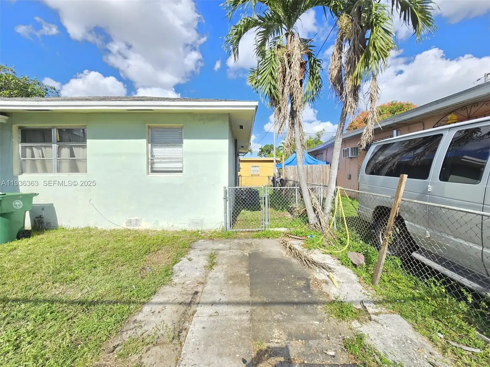 401 NW 33rd Ave, Miami FL 33125 photo 3