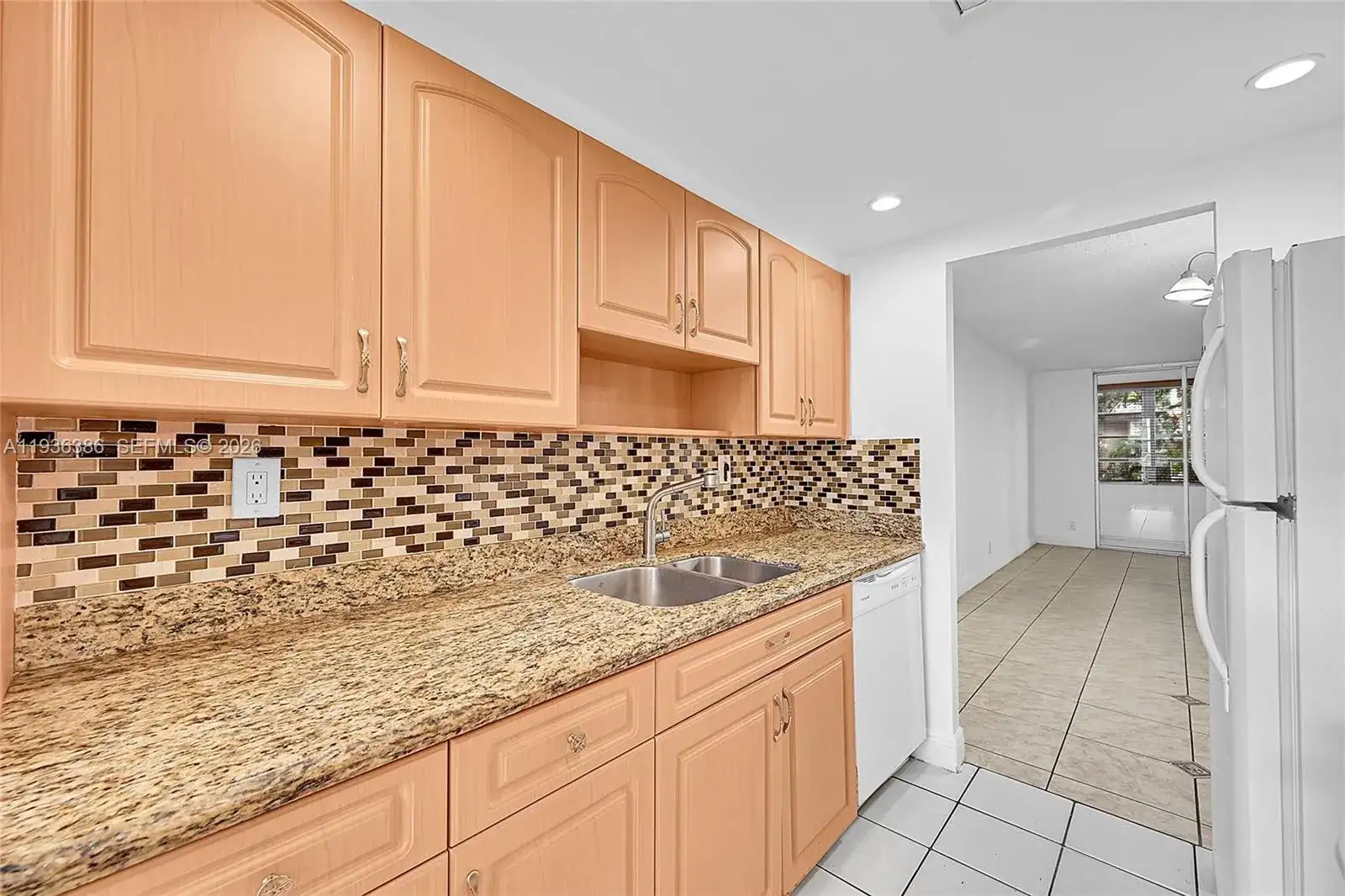 4850 NW 29th Ct # 125, Lauderdale Lakes FL 33313 photo 2