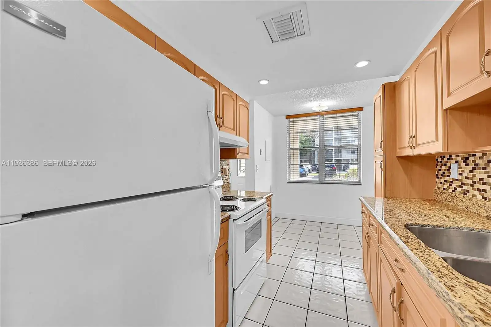 4850 NW 29th Ct # 125, Lauderdale Lakes FL 33313 photo 3