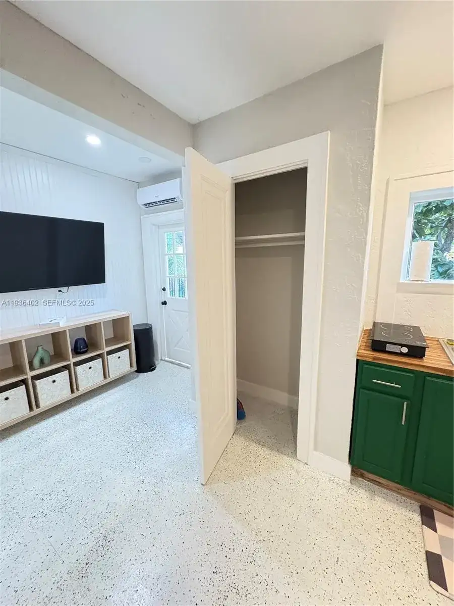 1901 SW SW 9 Street # 4, Miami FL 33130 photo 4