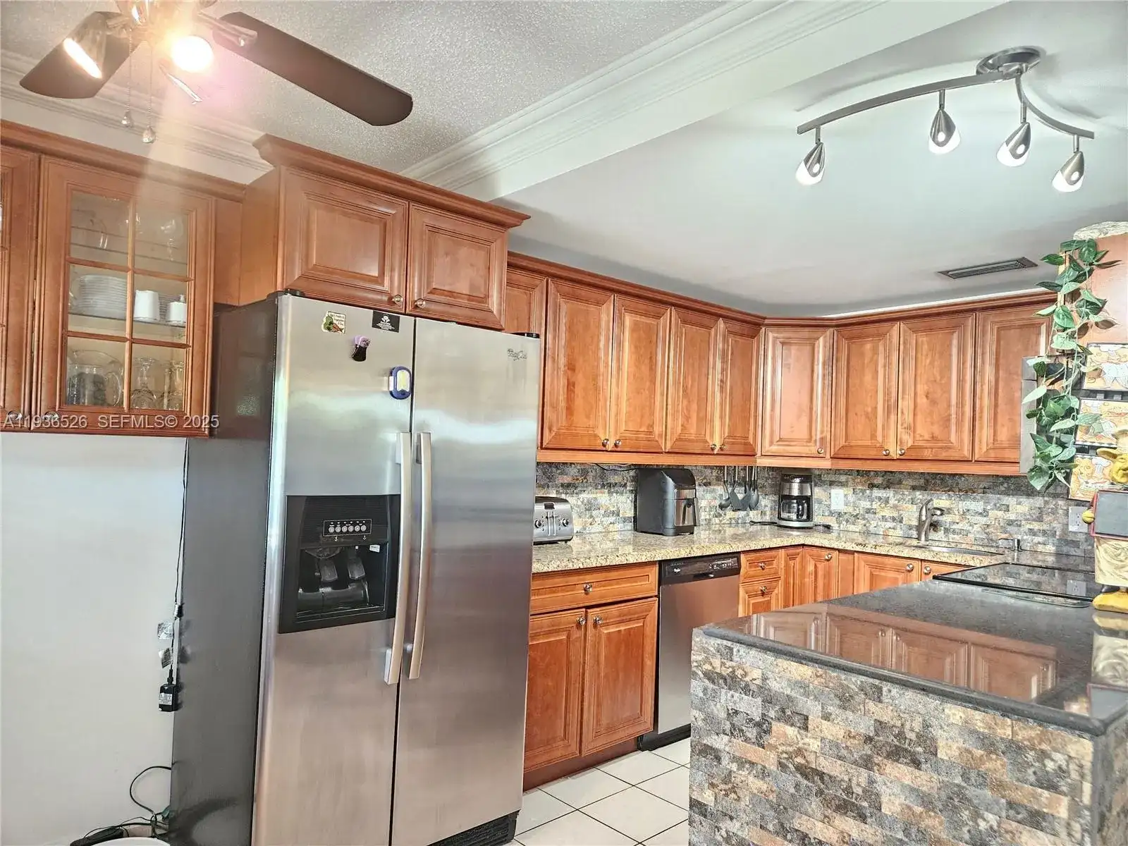 62 Islewood C # 62, Deerfield Beach FL 33442 photo 3