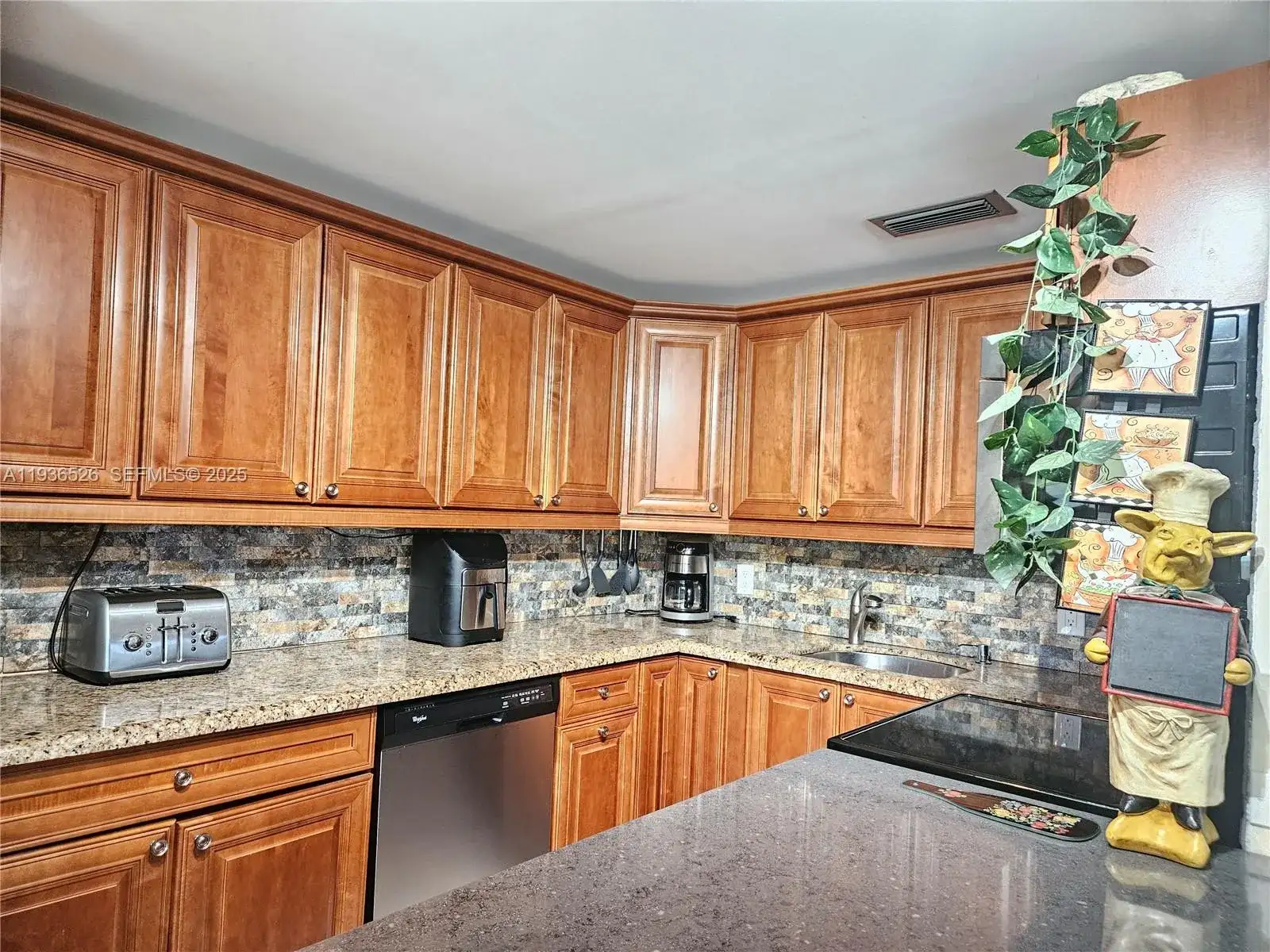 62 Islewood C # 62, Deerfield Beach FL 33442 photo 4