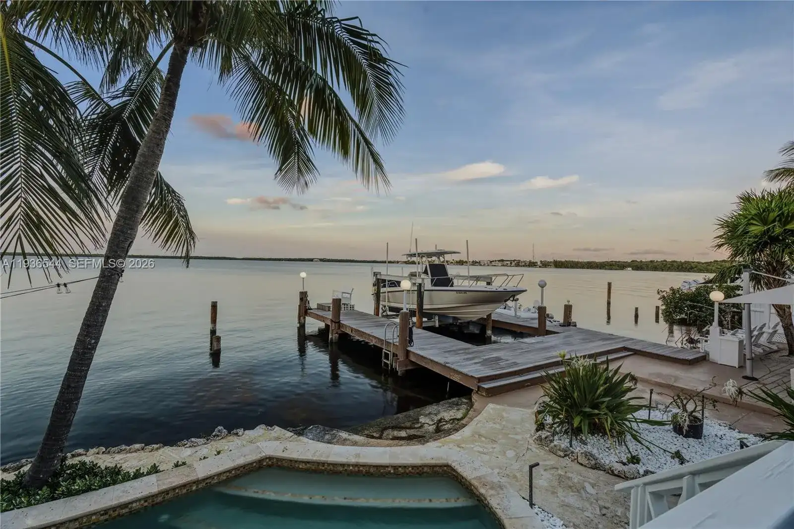 16 North Dr, Key Largo FL 33037 photo 3