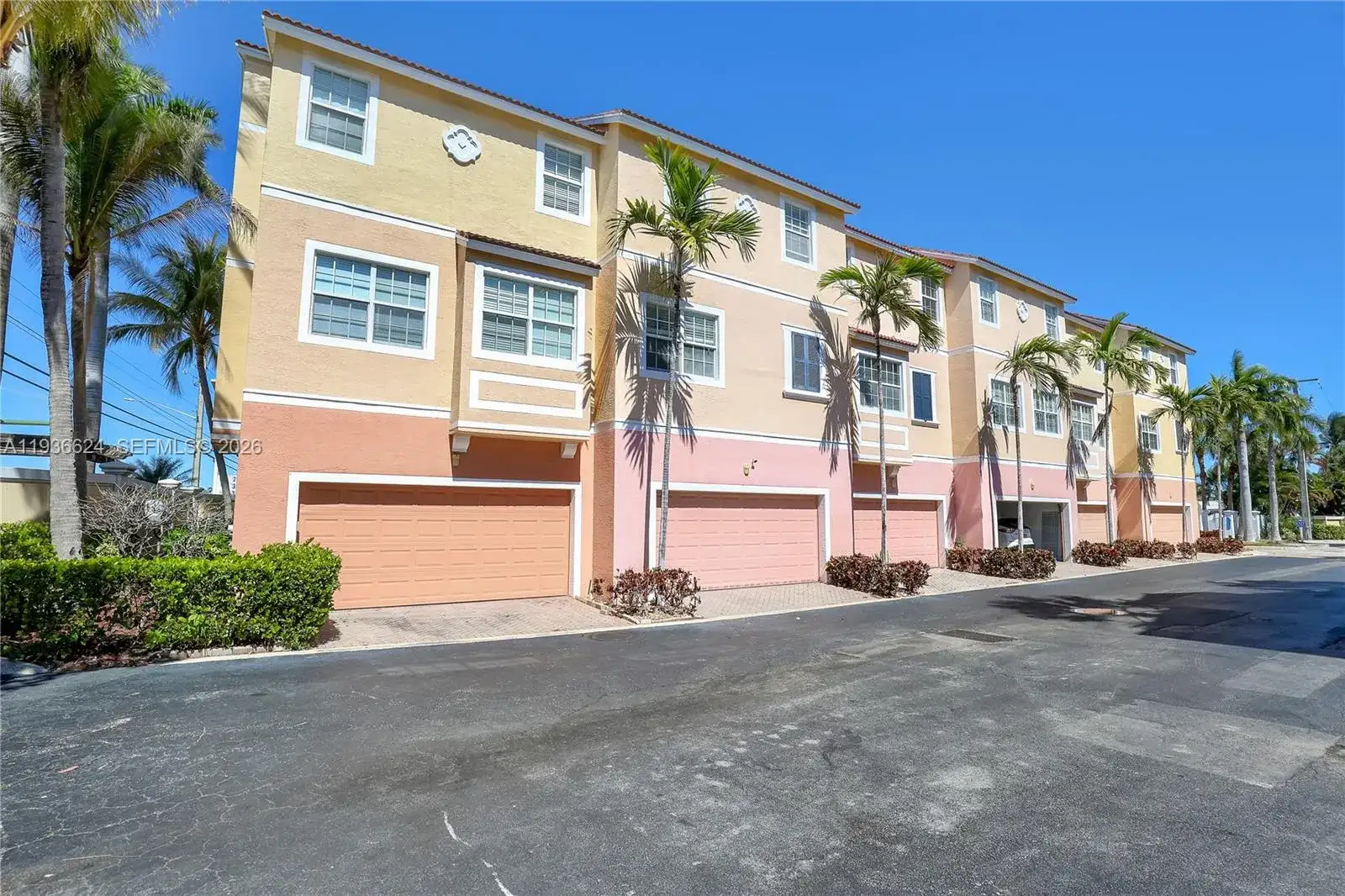 104 Harbors Way, Boynton Beach FL 33435 photo 5