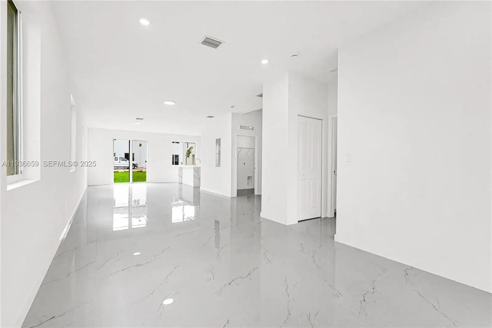 22431 SW 125 ave # 19B, Miami FL 33033 photo 3
