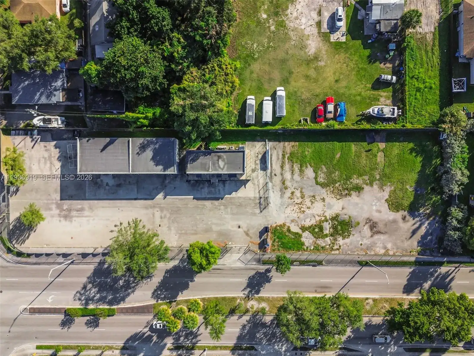 3130 NW 62nd St, Miami FL 33147 photo 2