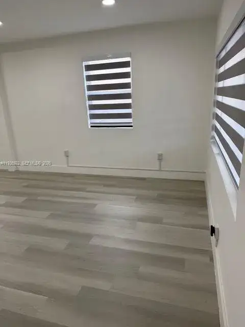 822 W 30th St, Hialeah FL 33012 photo 3