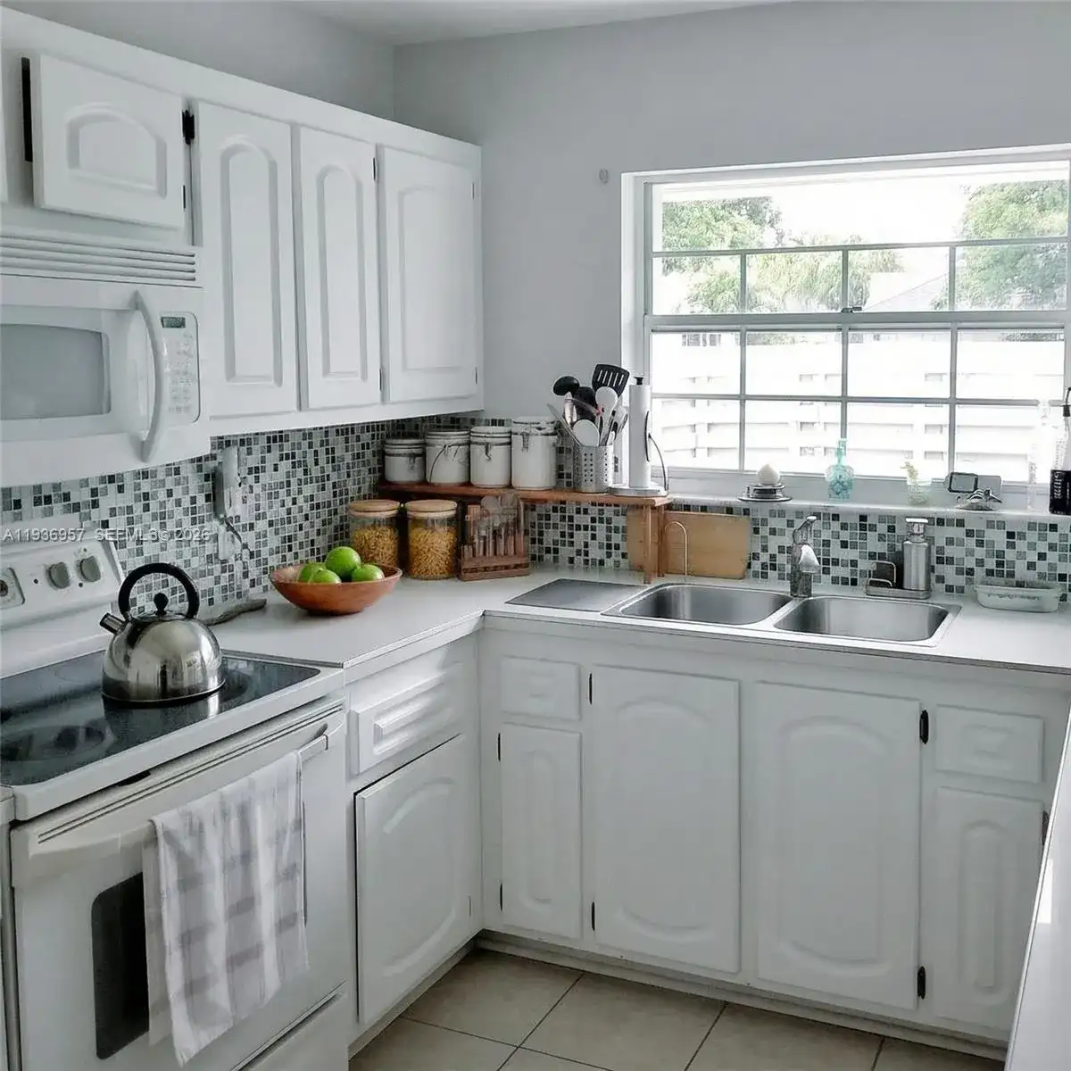 14035 SW 103rd Ter, Miami FL 33186 photo 3