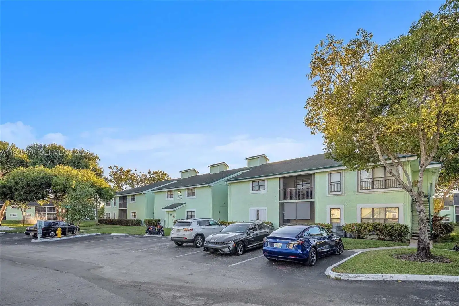 3987 NW 87th Ave # 3987, Sunrise FL 33351 photo 2