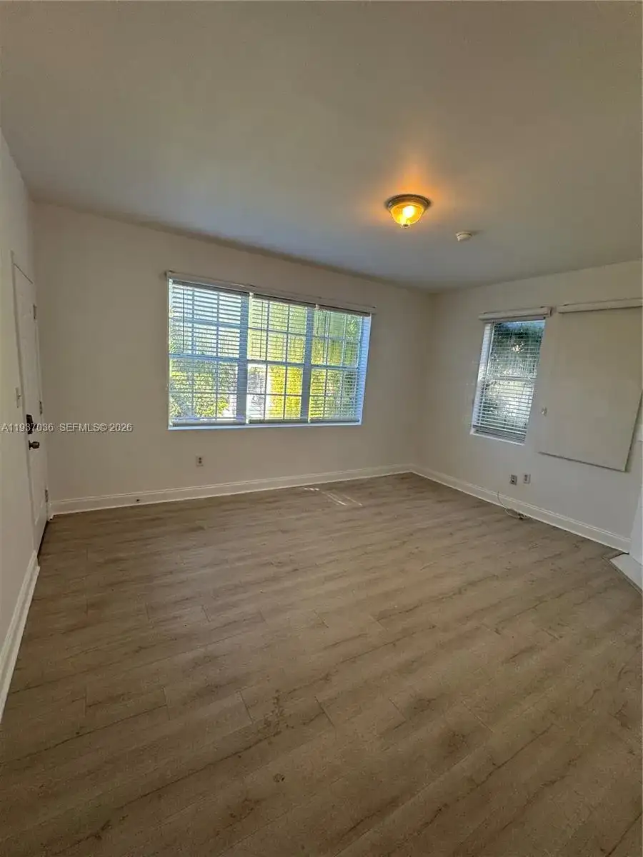 1027 Euclid Ave # 2, Miami Beach FL 33139 photo 2