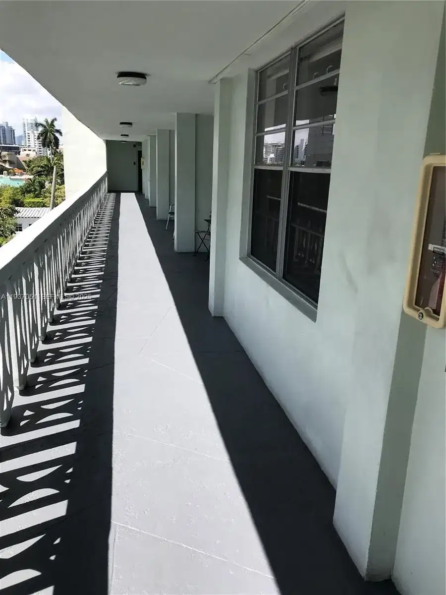 1732 Meridian Ave # 502, Miami Beach FL 33139 photo 2