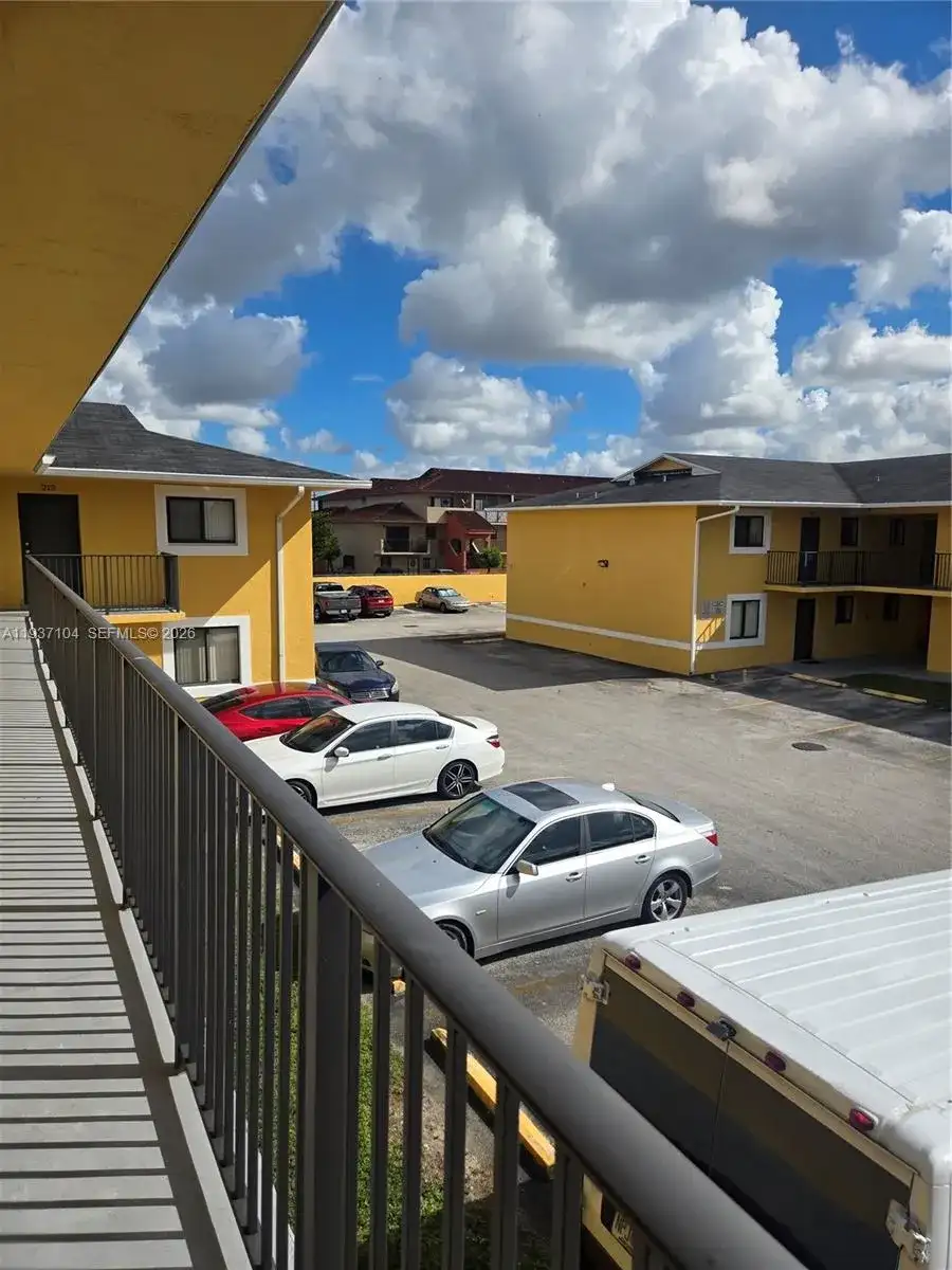 6151 W 24 Ave # 207, Miami FL 33016 photo 5