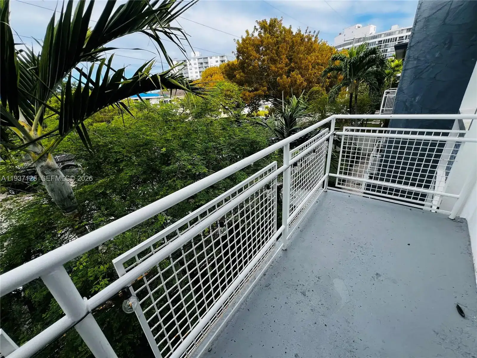 960 Bay Dr # 910, Miami Beach FL 33141 photo 2
