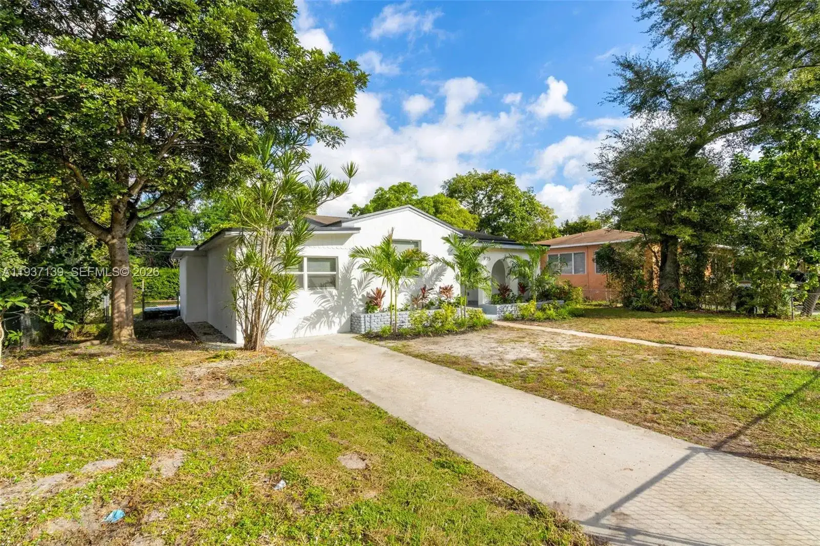975 NW 134th St, North Miami FL 33168 photo 3