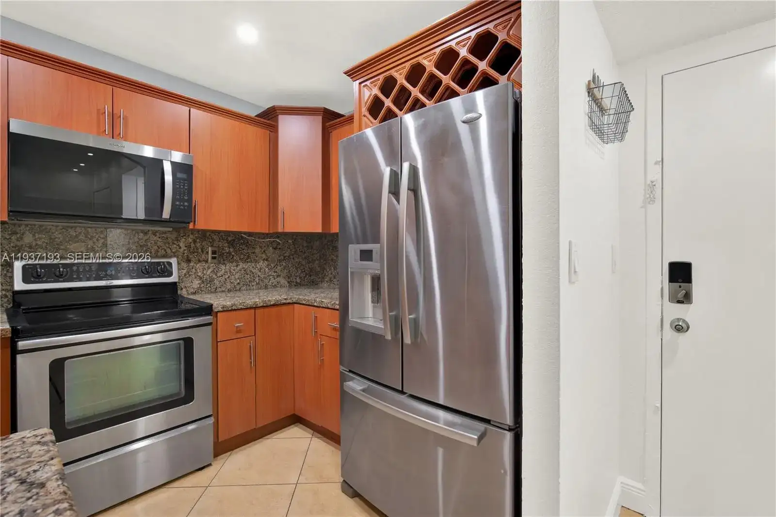 5665 W 20th Ave # 415, Hialeah FL 33012 photo 5