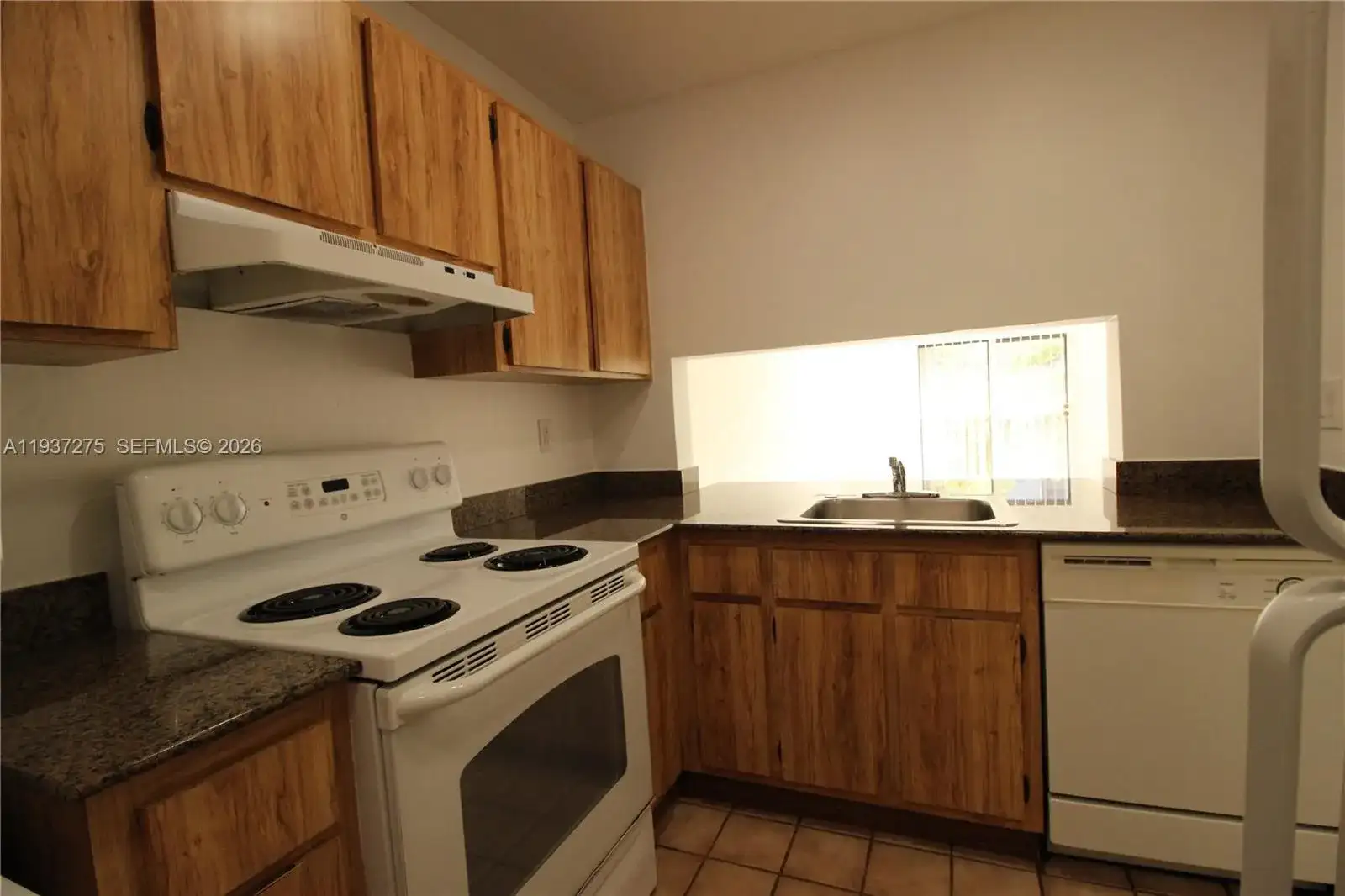 7668 SW 152nd Ave # 210, Miami FL 33193 photo 5