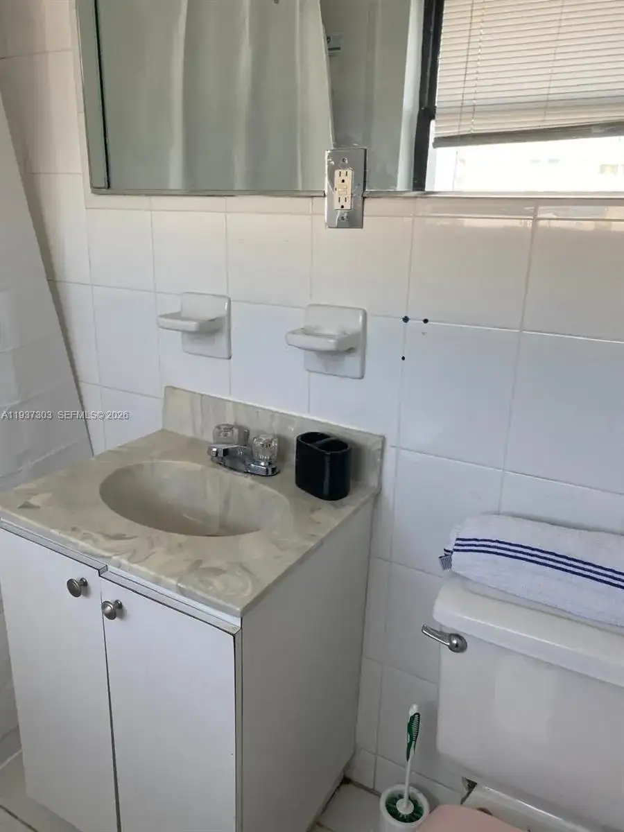 6345 Collins ave # 512, Miami Beach FL 33141 photo 5