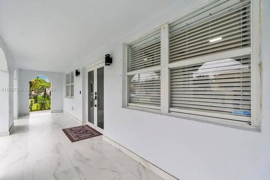 6470 SW 27th St, Miami FL 33155 photo 4