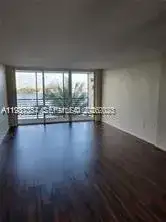 1075 NE Miami Gardens Dr # 509, Miami FL 33179 photo 2