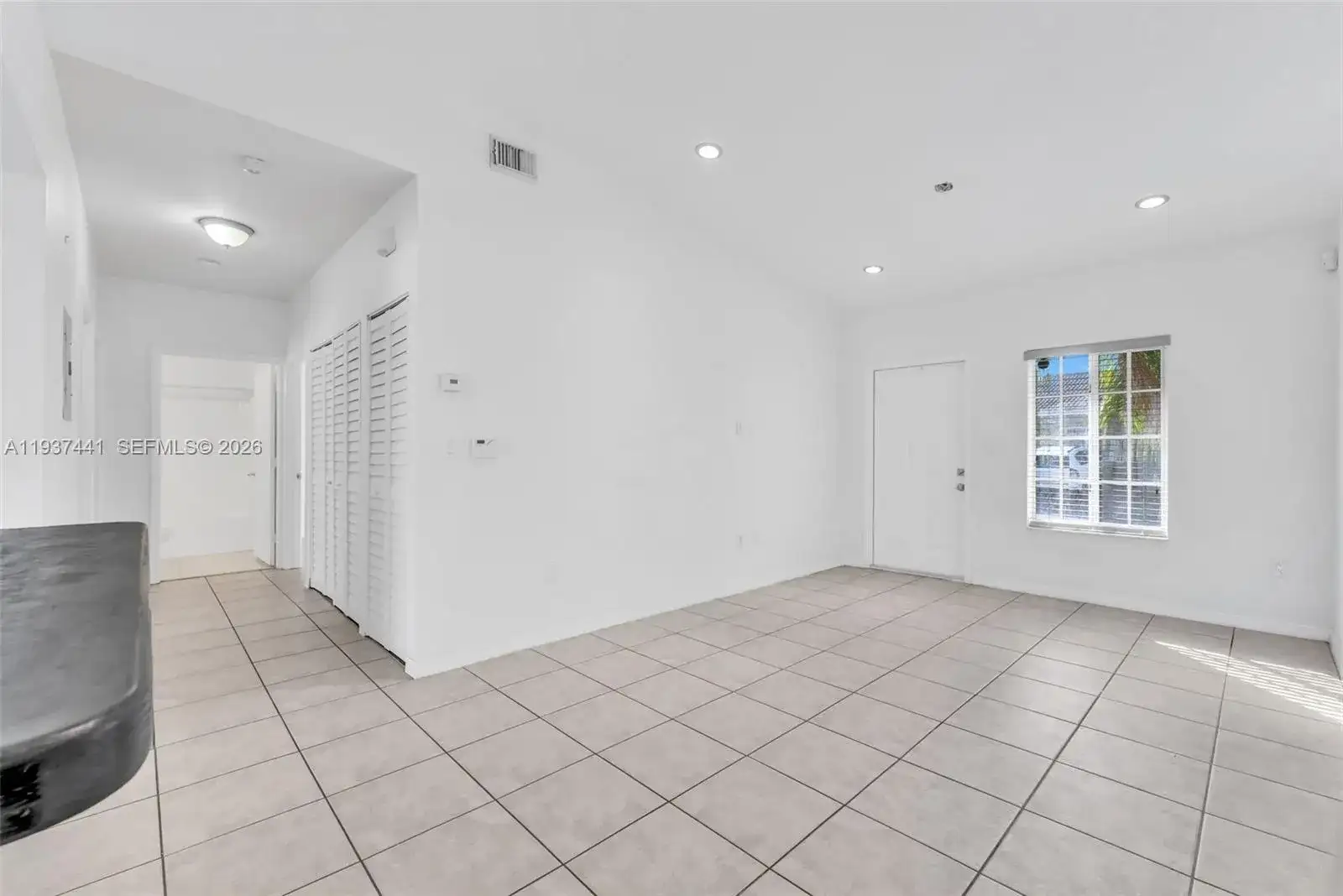 7665 NW 183rd Ter # 1405, Hialeah FL 33015 photo 3