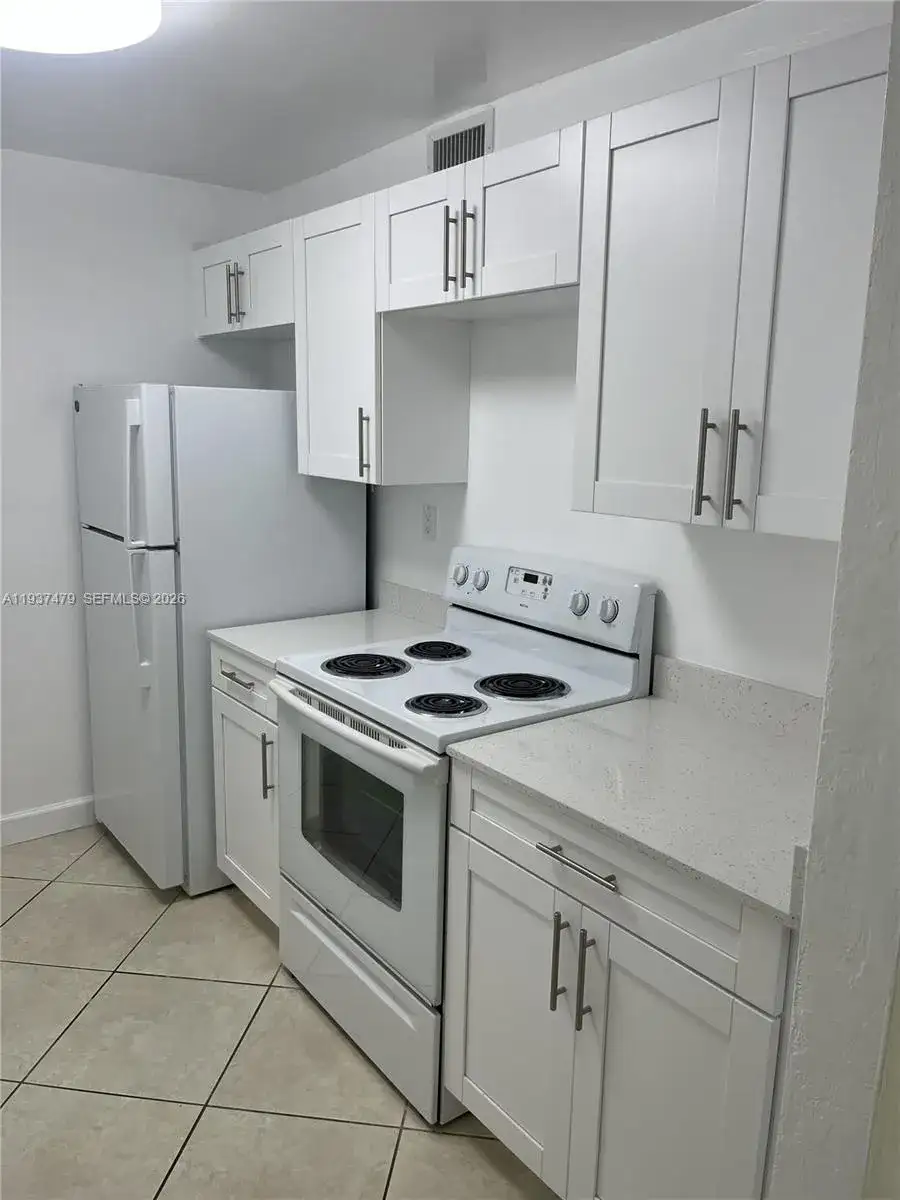 10802 N Kendall Dr # P1, Miami FL 33176 photo 4