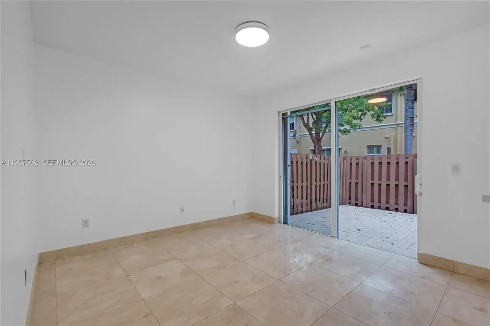 8643 NW 112th Pl # 8643, Doral FL 33178 photo 5