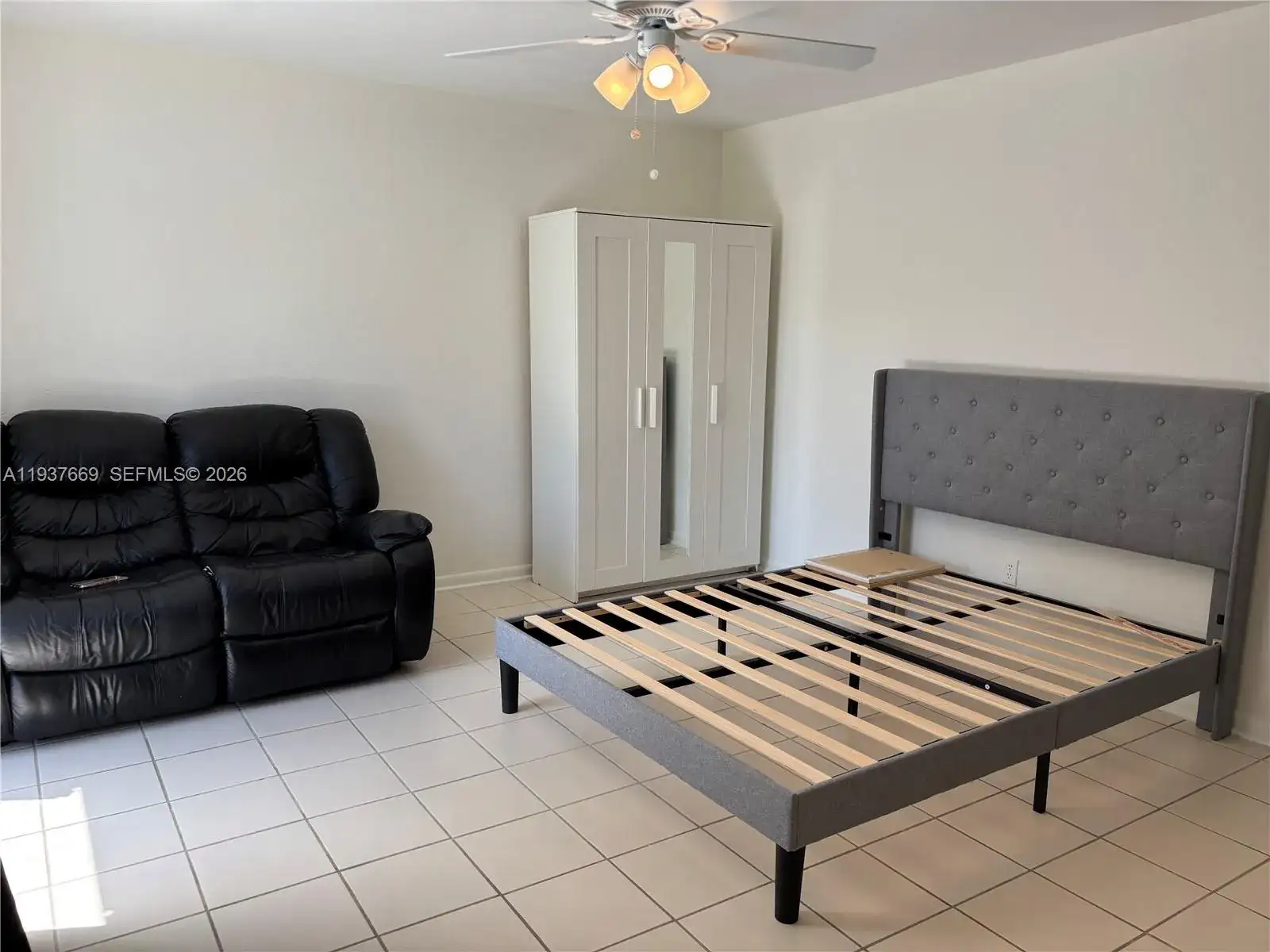 9878 SW 223rd Ter, Cutler Bay FL 33190 photo 3