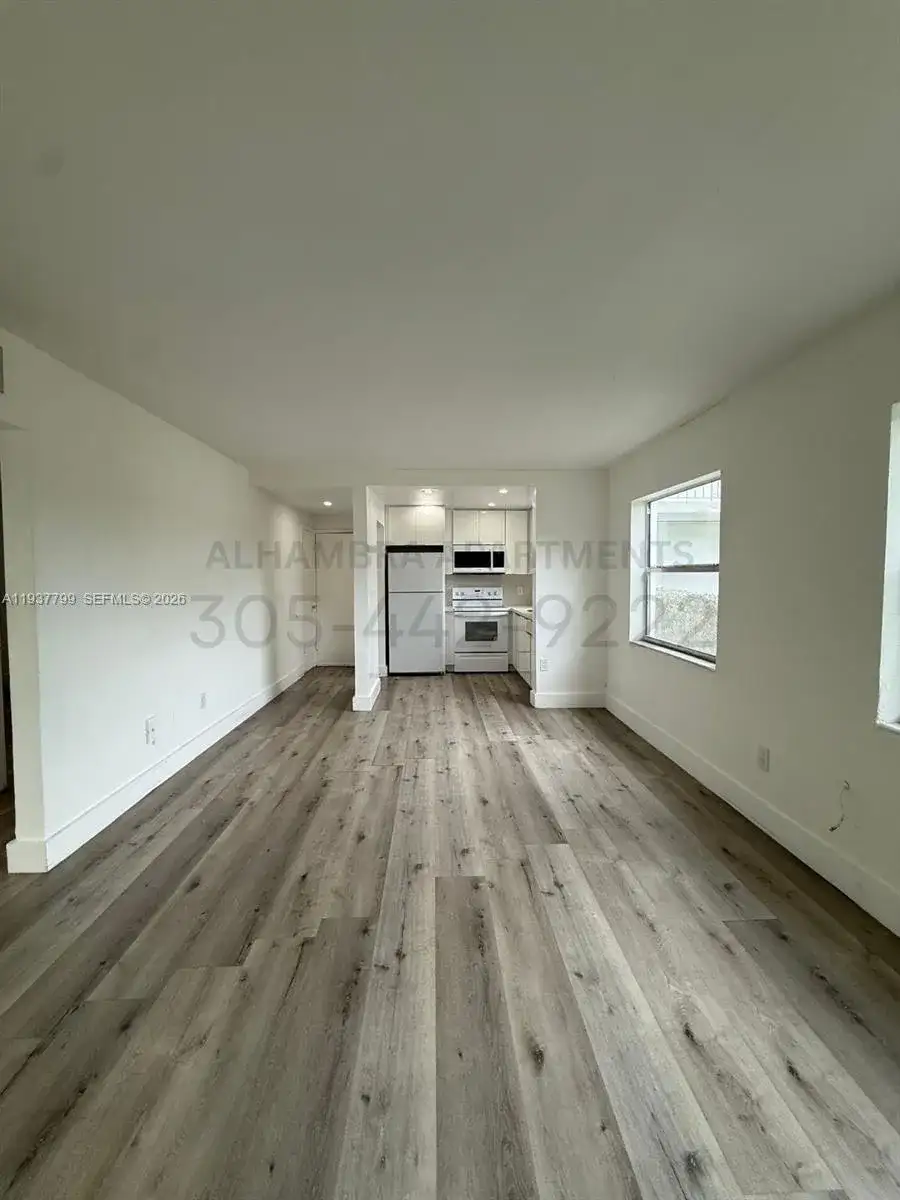 3100 W Flagler St # 114, Miami FL 33135 photo 3