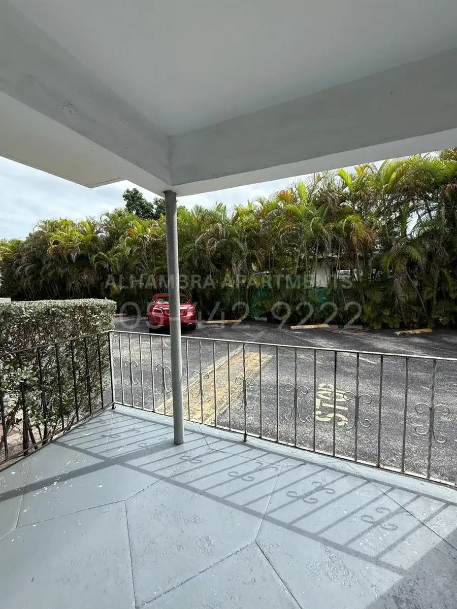 3100 W Flagler St # 114, Miami FL 33135 photo 4