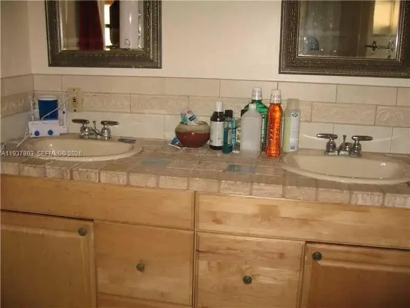 1804 SW 95th Ter, Miramar FL 33025 photo 5