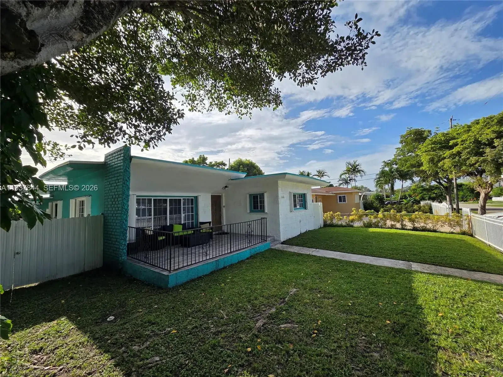 13895 NE 11th Ave, North Miami FL 33161 photo 3