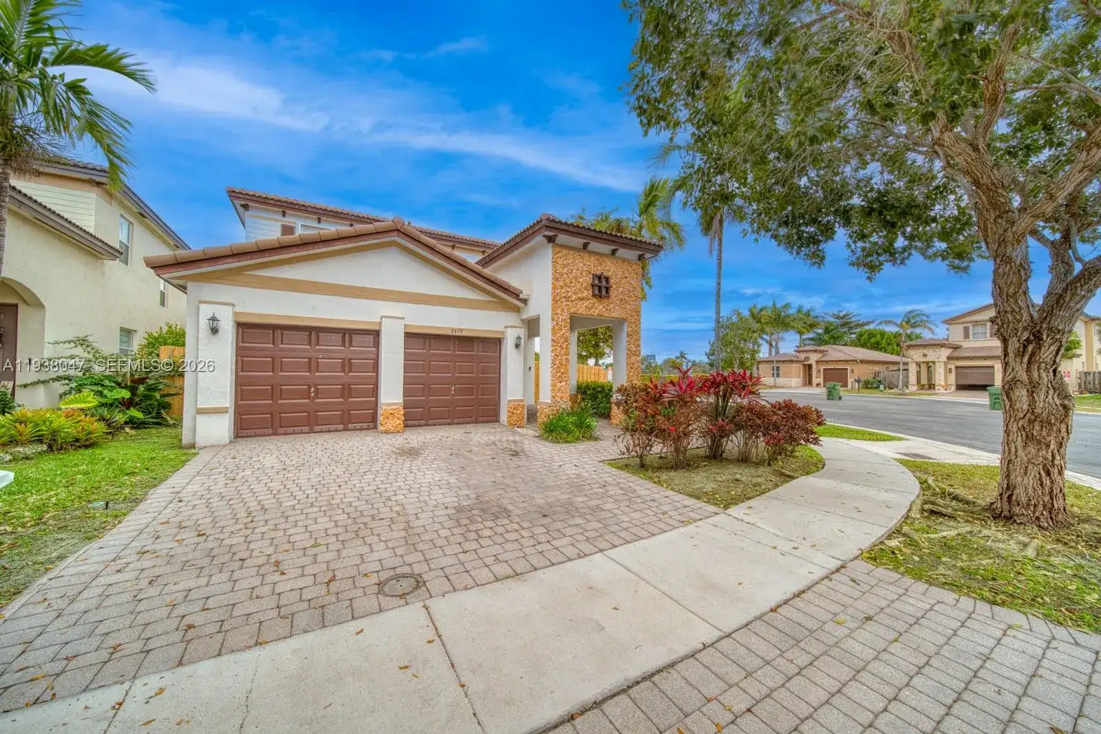 2479 NE 4th St, Homestead FL 33033 photo 2