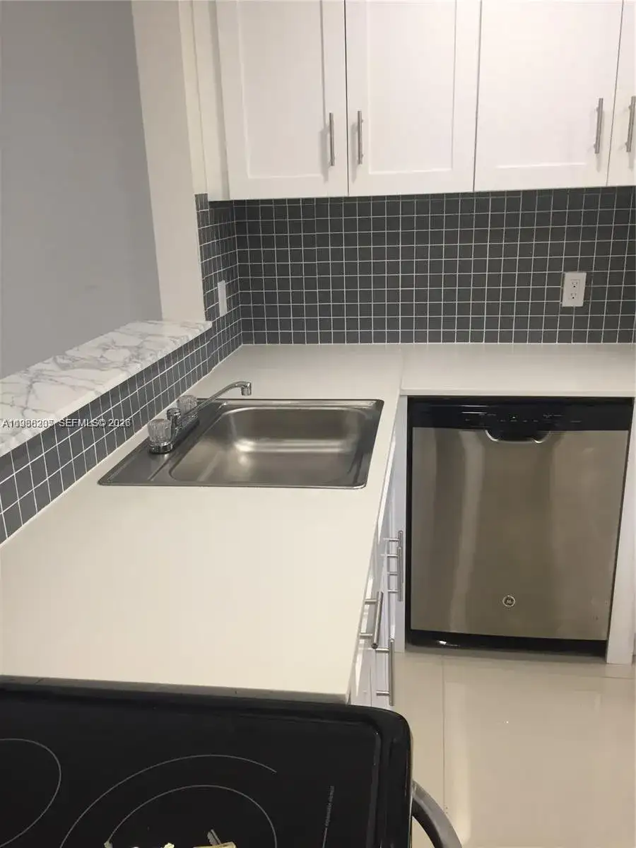 1550 NE 191st St # 309, Miami FL 33179 photo 3