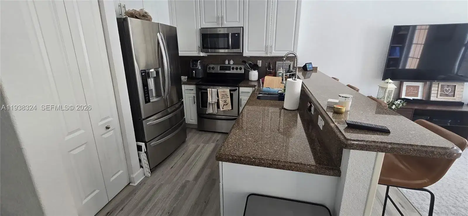 531 SW 147th Ave # 4, Pembroke Pines FL 33027 photo 2