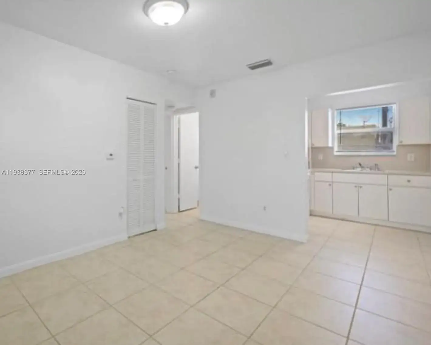 577 NE 82nd St # 14, Miami FL 33138 photo 4