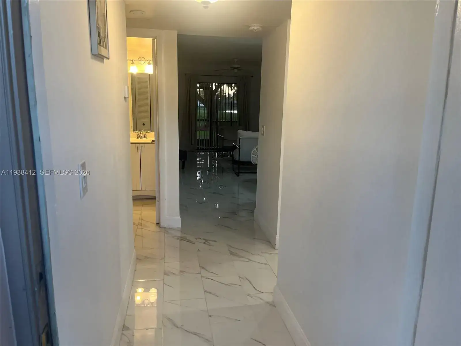 10402 Sunrise Lakes Blvd # 107, Sunrise FL 33322 photo 2