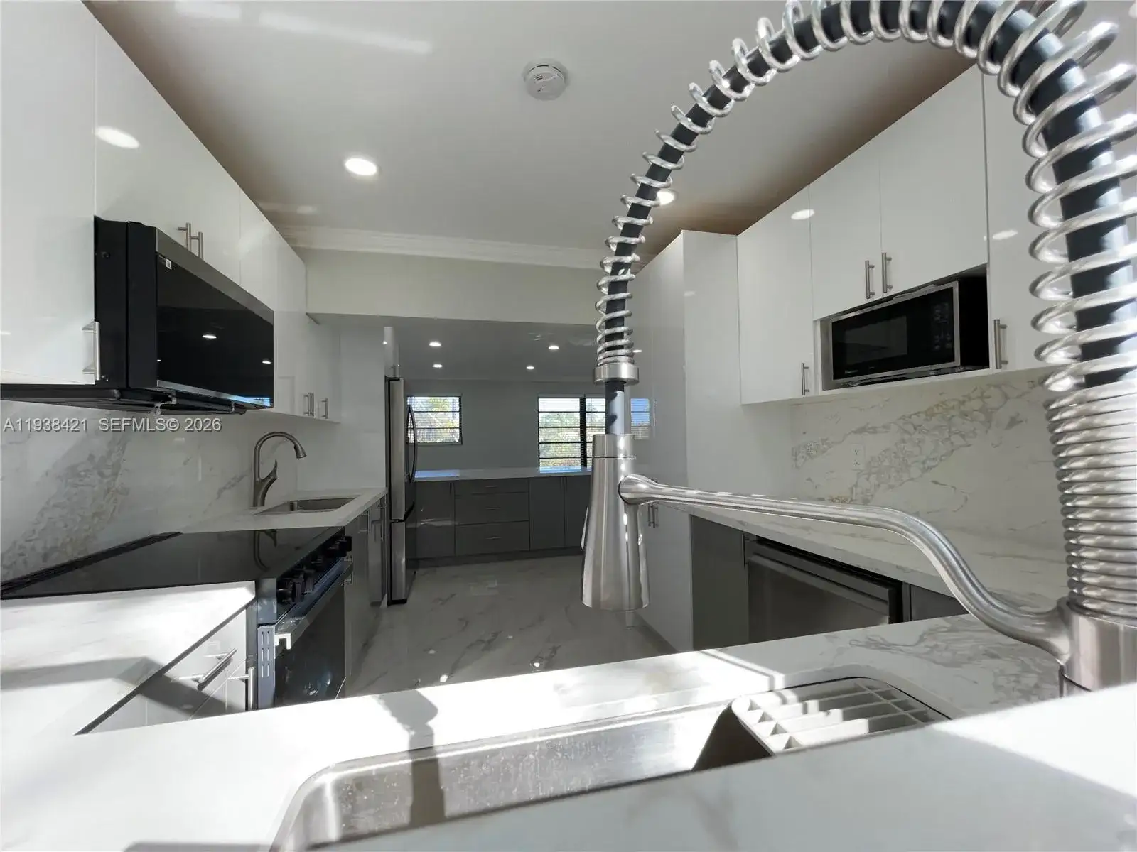 740 NE 181st St, Miami FL 33162 photo 5