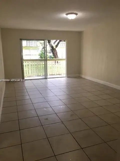15221 NE 6th Ave # A111, Miami FL 33162 photo 2