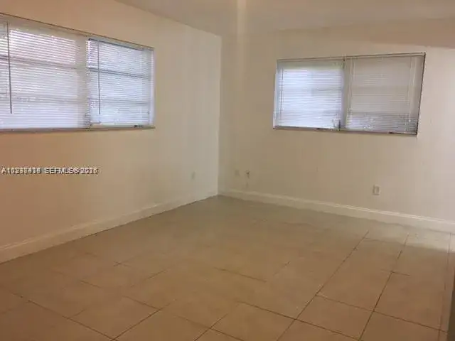 15221 NE 6th Ave # A111, Miami FL 33162 photo 4
